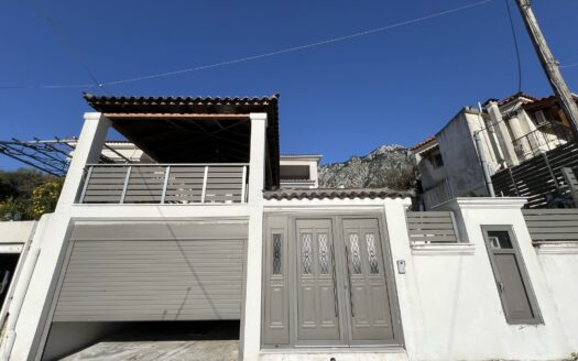 Πωλείται Μεζονέτα 110 Τ.Μ. Στο Μετόχι Κύμης Ευβοίας