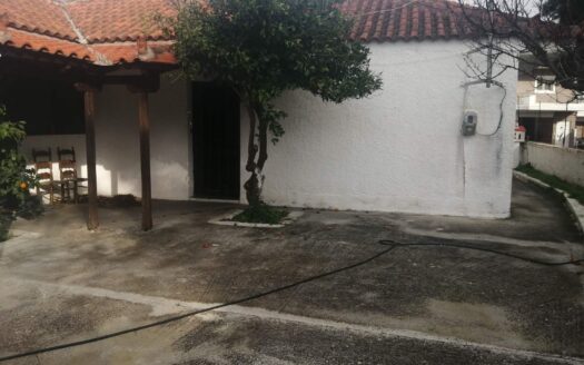 Πωλείται Πέτρινη Κατοικία 92 Τ.Μ. Εντός Οικοπέδου 700 Τ.Μ. Στο Δύστο Ευβοίας