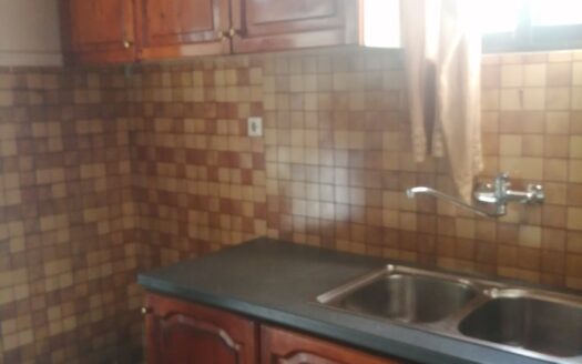 Πωλείται Πέτρινη Κατοικία 92 Τ.Μ. Εντός Οικοπέδου 700 Τ.Μ. Στο Δύστο Ευβοίας