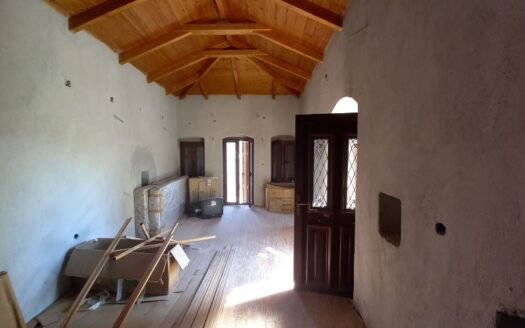 Πωλείται Ημιτελής Πέτρινη Μεζονέτα 86 Τ.Μ. Στο Αυλωνάρι Ευβοίας