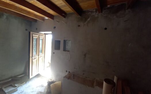 Πωλείται Ημιτελής Πέτρινη Μεζονέτα 86 Τ.Μ. Στο Αυλωνάρι Ευβοίας