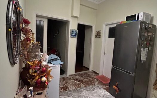 Πωλείται Οροφοδιαμέρισμα 110 Τ.Μ. Σε Οικόπεδο 200 Τ.Μ. Στο Αλιβέρι Ευβοίας