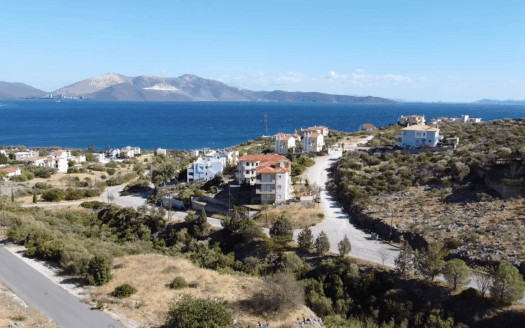 Πωλείται Παραθαλάσσιο Οικόπεδο 1000 Τ.Μ. Στην Ακτή Νηρέως Ταμυναίων Ευβοία