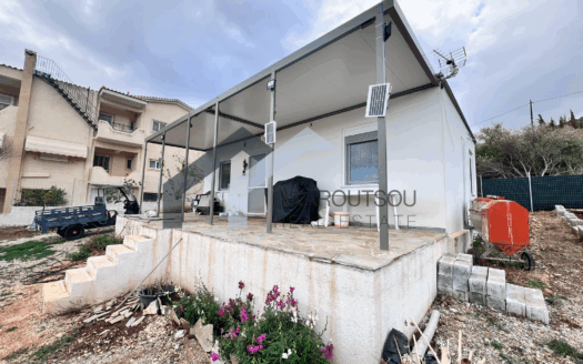 Πωλείται Προκατ Κατοικία 54 τ.μ. σε οικόπεδο 754 τ.μ. – Ακτή Νηρέως, Ταμυναίων, Ευβοία.