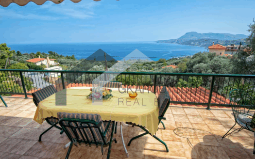 Πωλείται Μονοκατοικία 150 τ.μ. σε Οικόπεδο 501 τ.μ. στην Ενορία Κύμης, Εύβοια